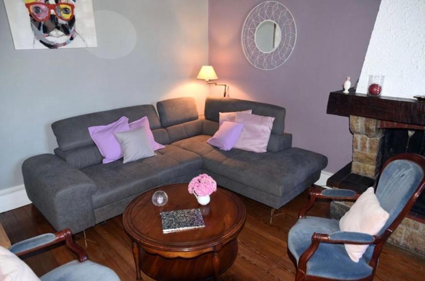 Gite Chez Madeleine Lägenhet Louhans Exteriör bild