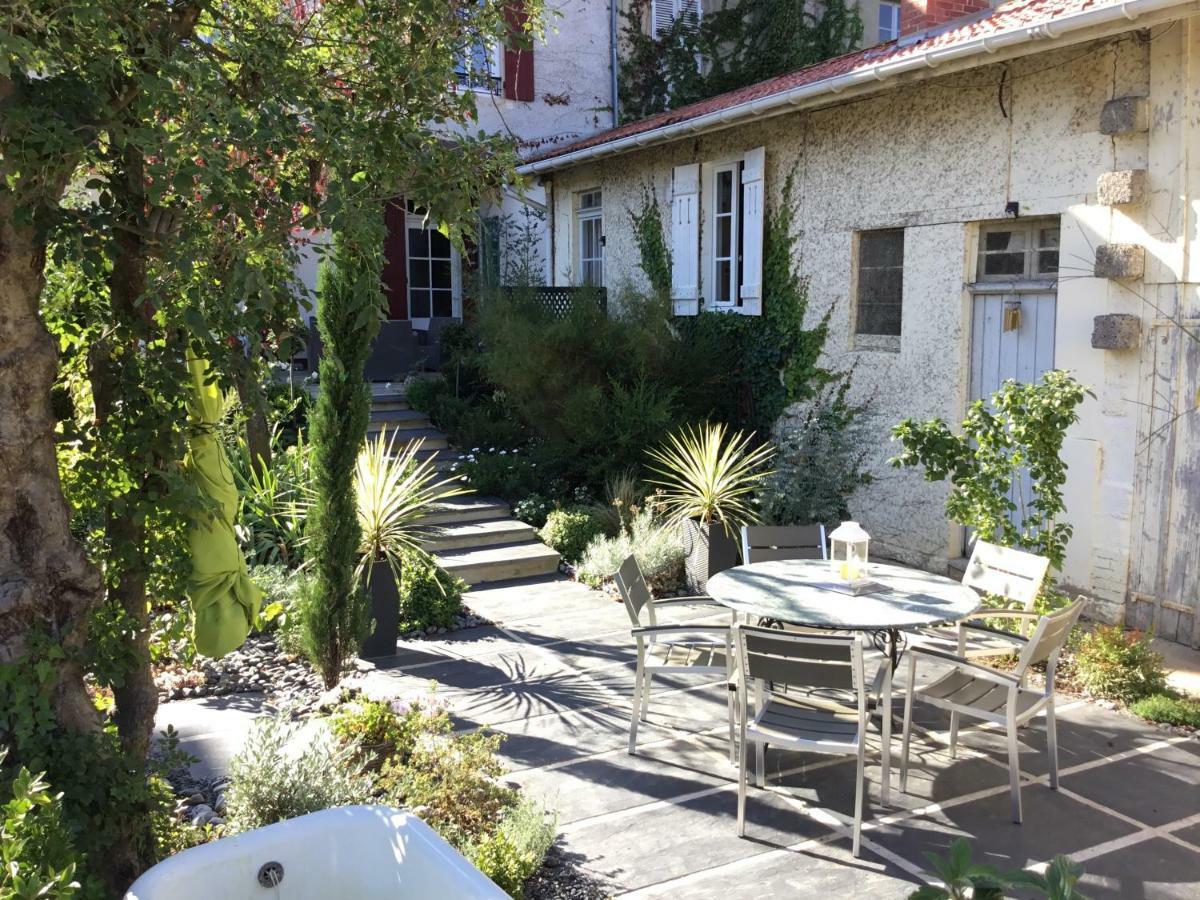 Gite Chez Madeleine Lägenhet Louhans Exteriör bild
